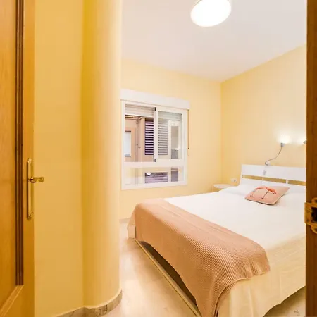 Homes Celedonio Romero Apartamento